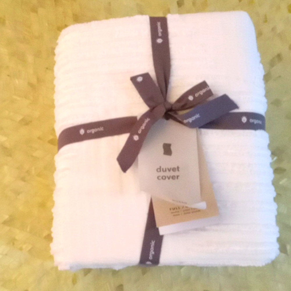 West elm queen duvet
